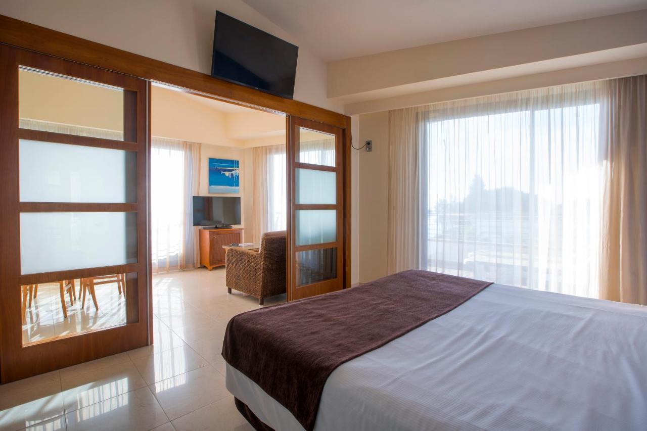 Hotel Miami Mar Сан-Карлос-де-ла-Рапита Экстерьер фото