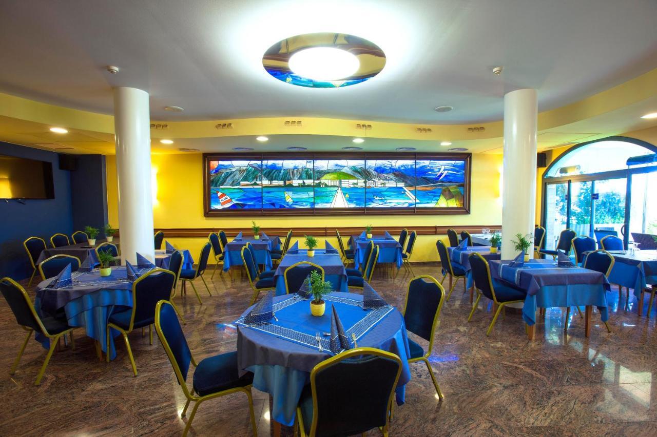Hotel Miami Mar Сан-Карлос-де-ла-Рапита Экстерьер фото